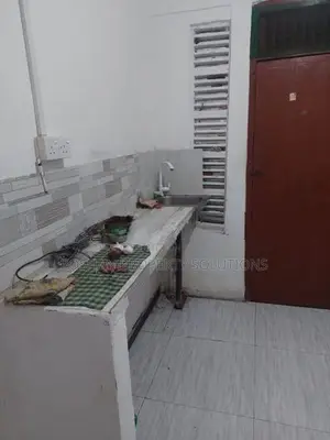 Upstairs House for Rent in Mount Laviniya
