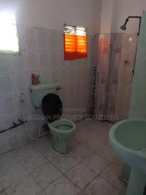 Upstairs House for Rent in Mount Laviniya