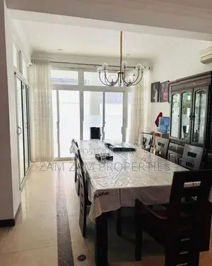 Luxury House For Sale In Alexandra Place Colombo 07 ( Villa )