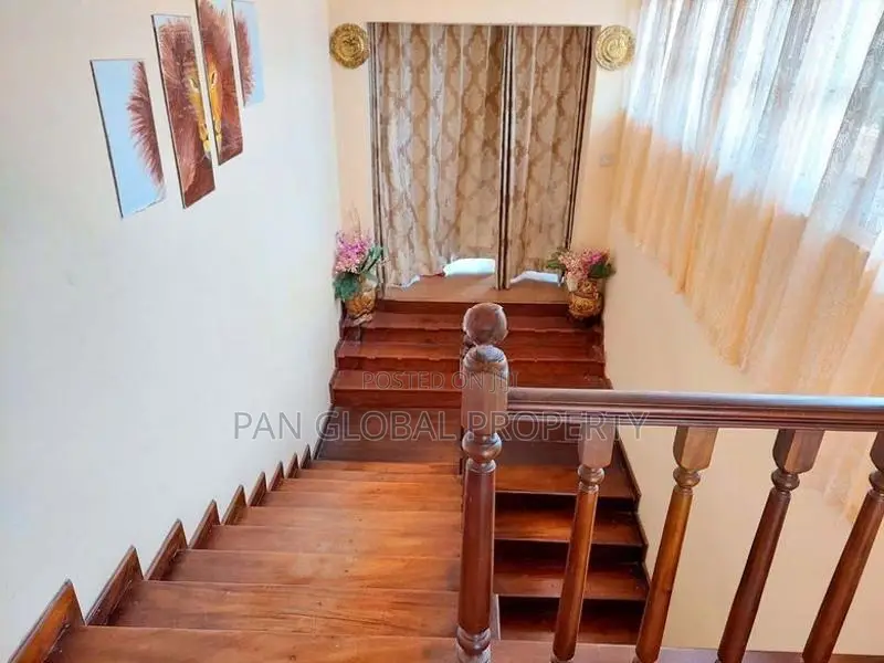 House For Sale in Pelawatta