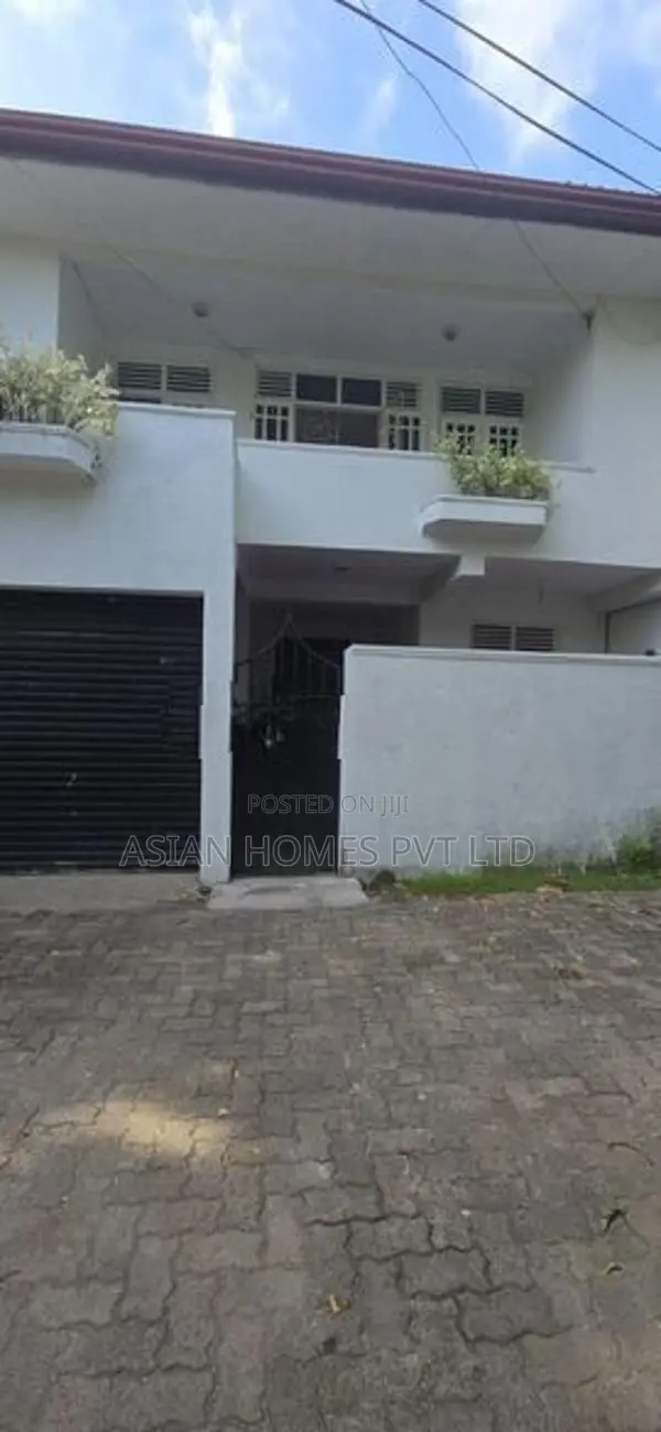 6 P 5 BHK 2 STORIED HOUSE FOR SALE IN DEHIWALA ATHTIDIAYA