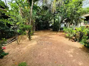 42 Perch Square Land for Sale Nugegoda