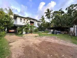 Land in Piliyandala Bokundara