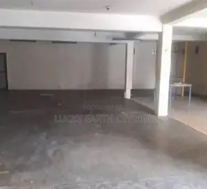 Kaduwela 3 Story Main Road Facing Commercial Building For Rent (ZM1058