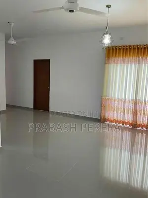 Unfurnished 3 Bed Apartment for Rent in Athurugiriya