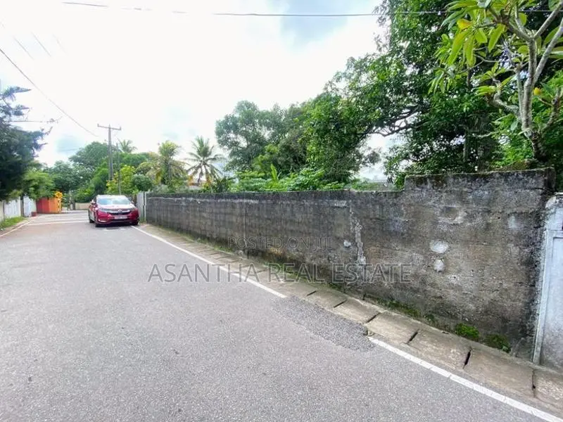 10 P Land Sale At Facing Colomba Thanthree Mw Ethulkotte
