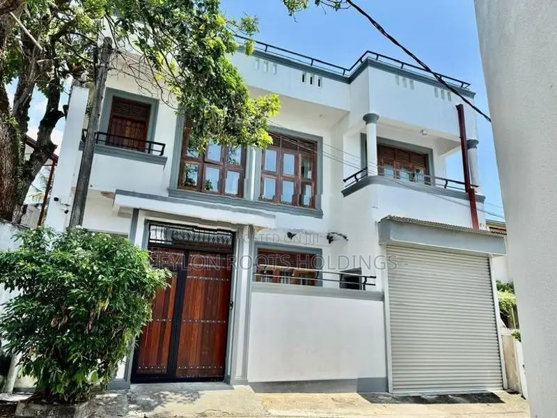 Very Beautiful three-storey House For Sale in Rajamaha Vihars Rd Nawin