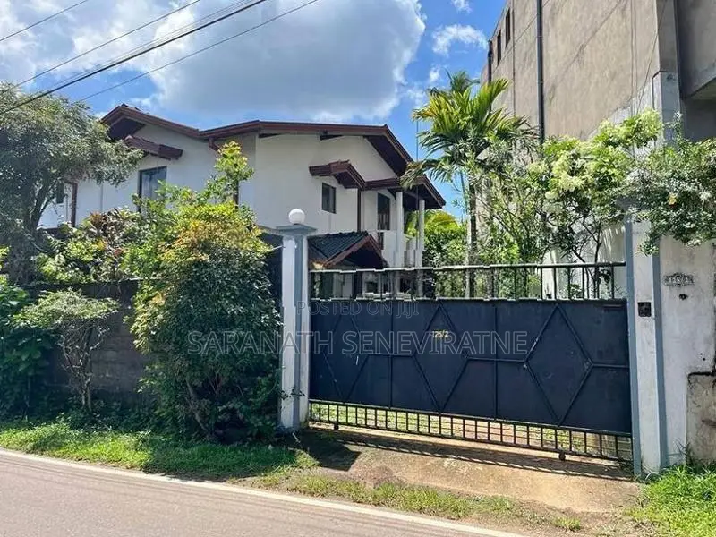House in Kiribathgoda Sapugaskanda - For Sale only 3 km to Kadawatha