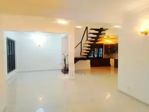 Super Two Storey House for Sale in Pannipitiya Borella Road