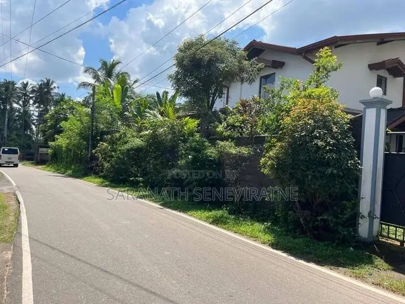 House in Kiribathgoda Sapugaskanda - For Sale only 3 km to Kadawatha