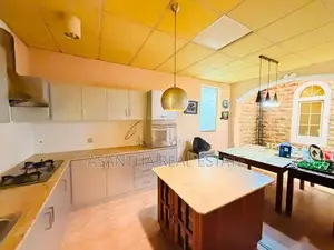 (AF401) Luxury House With 18 P sale At Rajagiriya