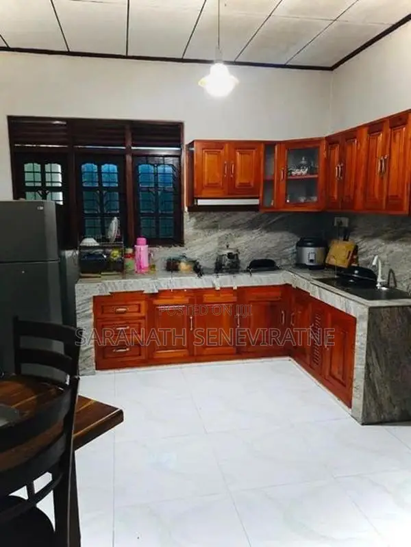 House For Sale Kadawatha, Dalupitiya කඩවත කොළඹ 261 බස් මාර්ගයට 100 m