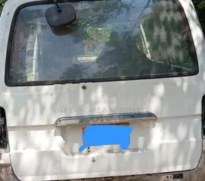 Toyota Hiace Dolphin Dicky Door