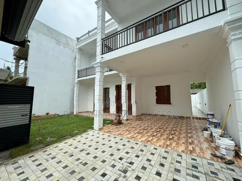 Super Luxury Brand New Modern 2 Storey House for Sale - Piliyandala