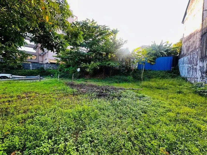 (AFA673) 15P Land with Property Sale at Colombo 06