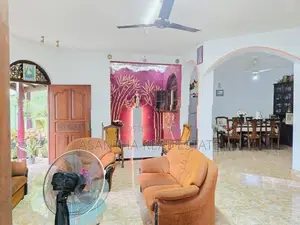 02 Storey House for Sale in Rathmalana