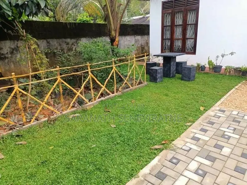 House in Gampaha Delgoda Dekatana