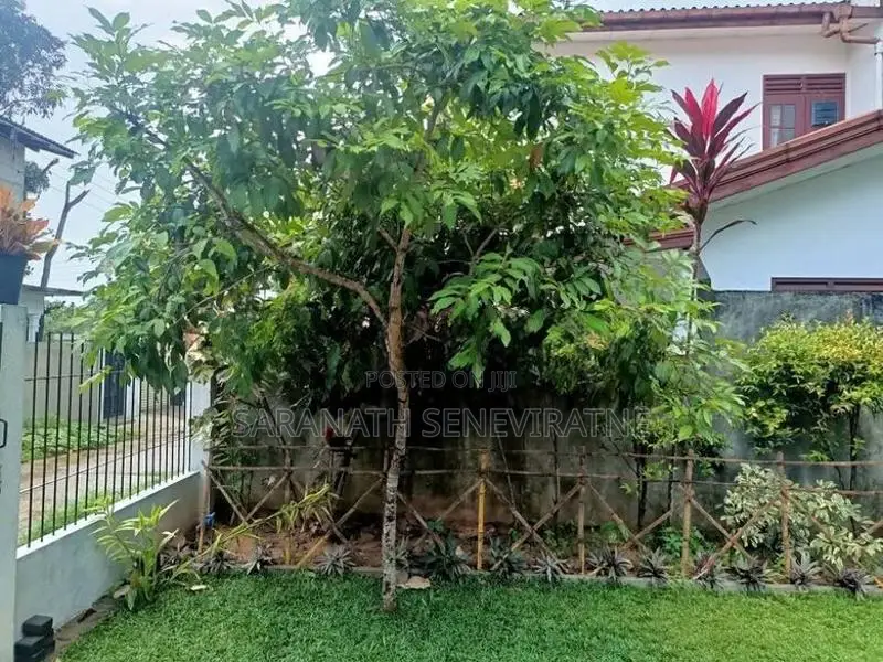 House in Gampaha Delgoda Dekatana