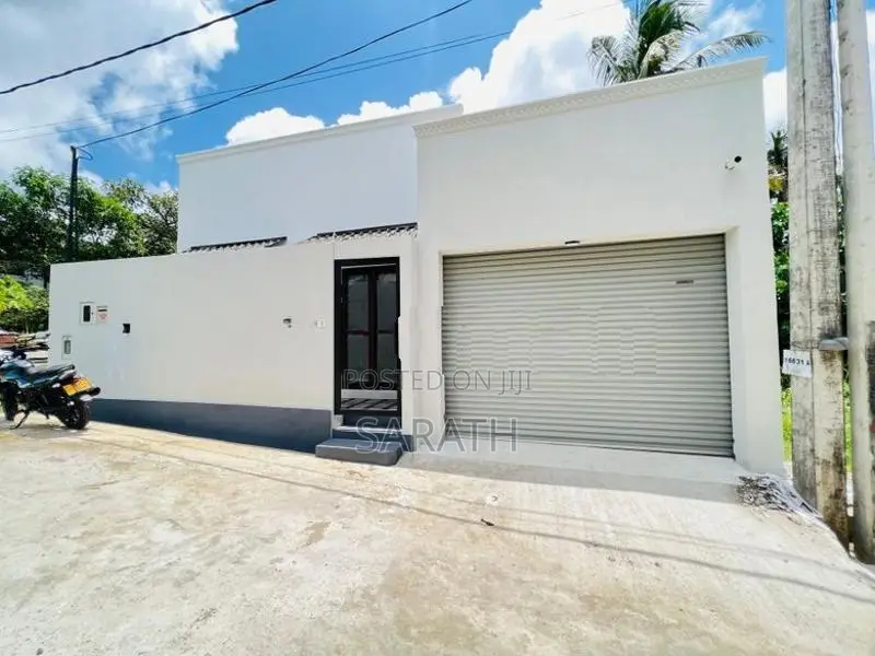 Strong Structure Brand New House In Malabe