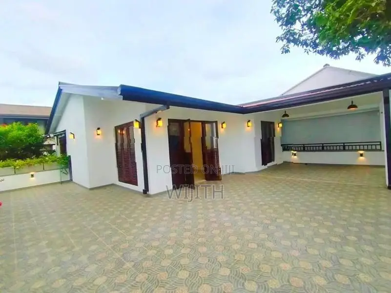 Super Two Stores House for Sale in Pannipitiya