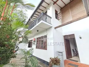 Modern House for Sale in Thalawathugoda