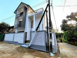 Modern House for Sale in Thalawathugoda