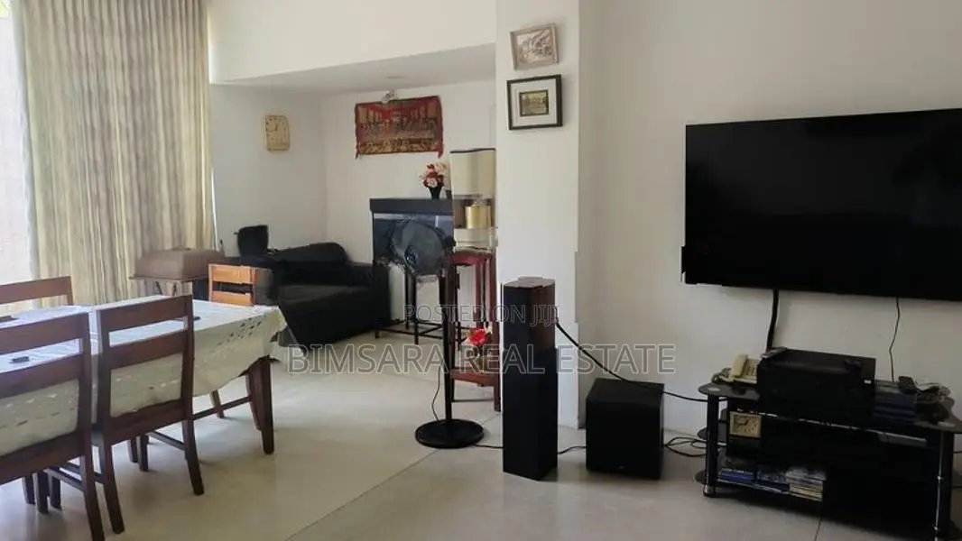 Architect Designed 4-BR House for Sale – Udahamulla, Nugegoda | SH1528