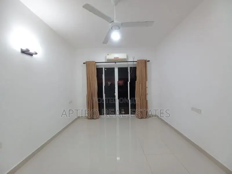 3 Bedroom Luxury Apartment for Sale - Colombo 05
