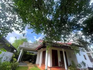 House in Kelaniya Biyagama Rd With 23.5 perches/ 3000 SQFT Rooftop