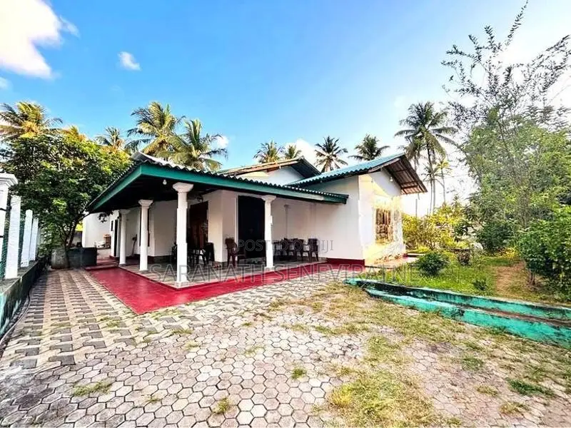 House for Sale Near KurunegalaTown - කුරුණෑගල නගරයට 5 km