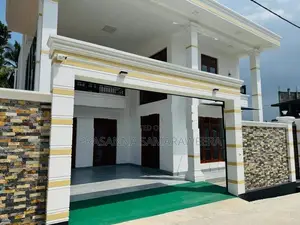 අලුතින් ඉදි වු නිවසක් විකිණීමට Piliyandala Near City