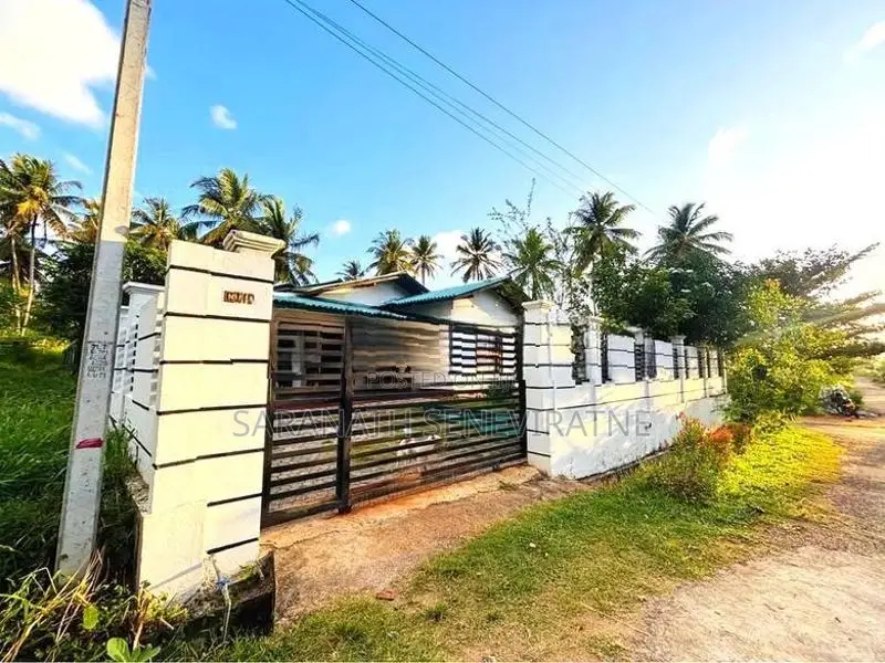House for Sale Near KurunegalaTown - කුරුණෑගල නගරයට 5 km