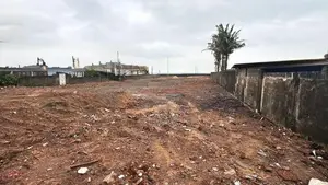 Marine Drive Commercial Land with Dual Access in Bambalapitiya