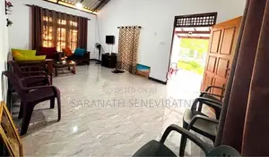 House for Sale Near KurunegalaTown - කුරුණෑගල නගරයට 5 km