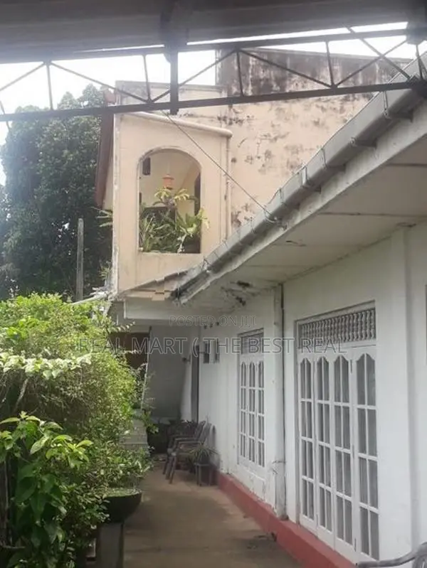Nawala : 27.85 Perches Land for Sale at Koswatta