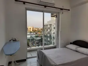 Mount Lavinia : 2BR (990sf) Fully furnished Apartment for Sale