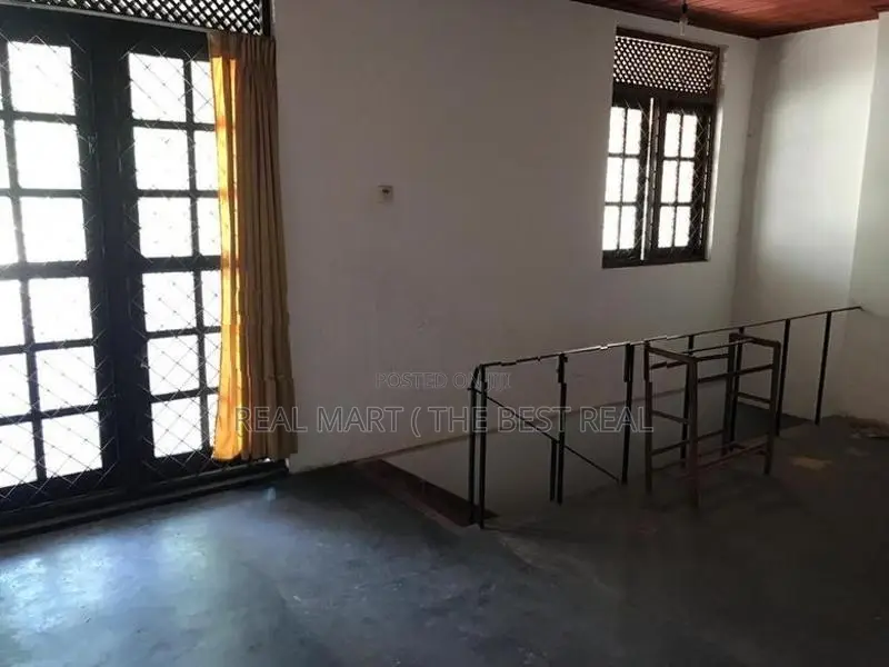 Colombo 6 : 6BR (9.5P) House for Sale
