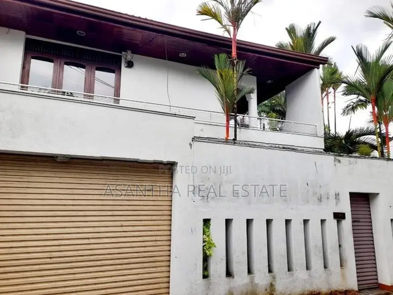 17.5 P With 02 Story House Sale At Nugegoda