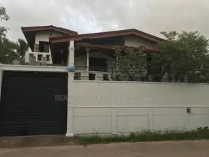 Kaduwela : 5 A/C BR (11P) Luxury Solar House for Sale at Housing Schem
