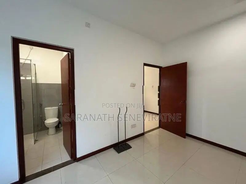 Brand-New Apartment From Mount Clifford Residencies Homagama With LIFT