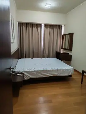 Emperor : 3 BR (1,880Sf) Luxury Sea View Apt for Sale at Colombo 03