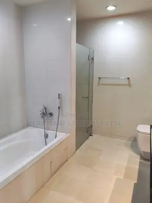 Emperor : 3 BR (1,880Sf) Luxury Sea View Apt for Sale at Colombo 03
