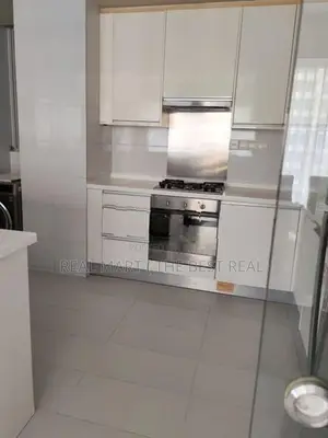 Emperor : 3 BR (1,880Sf) Luxury Sea View Apt for Sale at Colombo 03