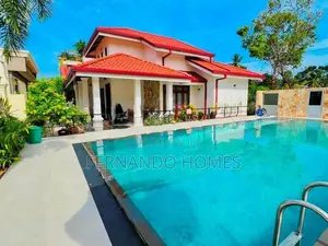 Negombo Beach Side 20p Land Swimming Pool House For Sale In