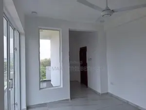Colombo 5 : Brand new 3BR Apartment for Sale