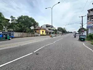 16P Residential or Commercial Property For Sale in Pannipitiya