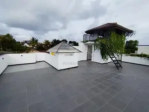 Brand New Solid Super Luxury 2 Storey House-Piliyandala