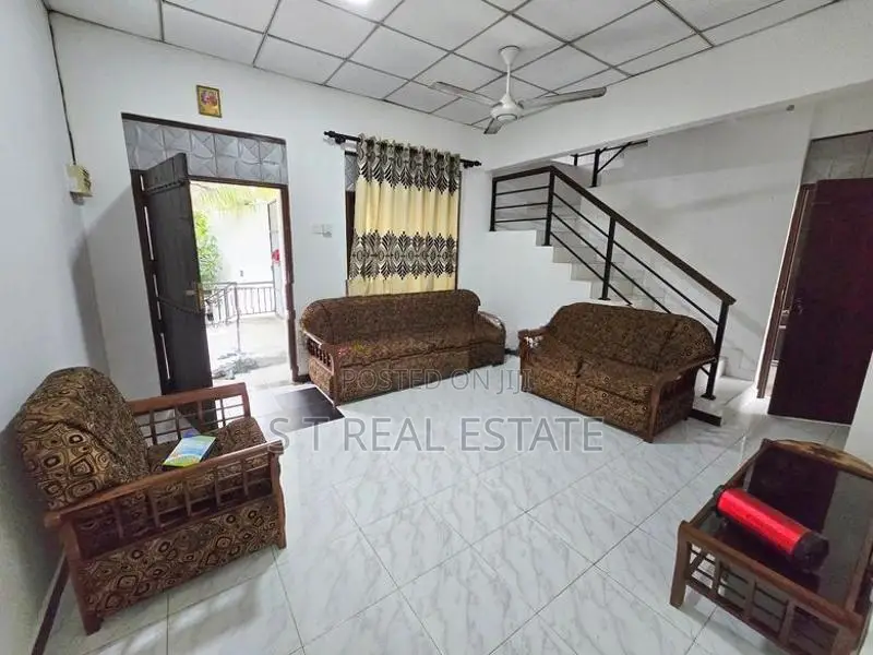 05BR Two Storey House For Sale In Godagama