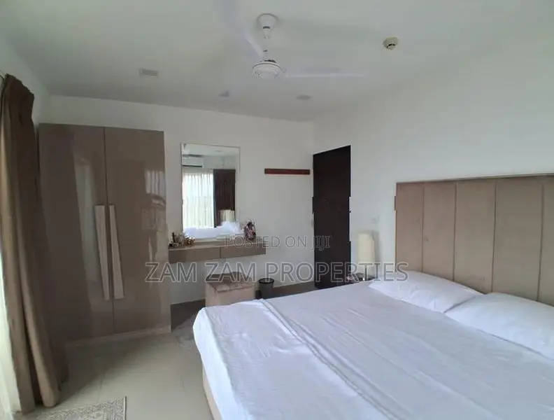 Luxury Service Apartment for Rent in Ocean Breeze Negombo