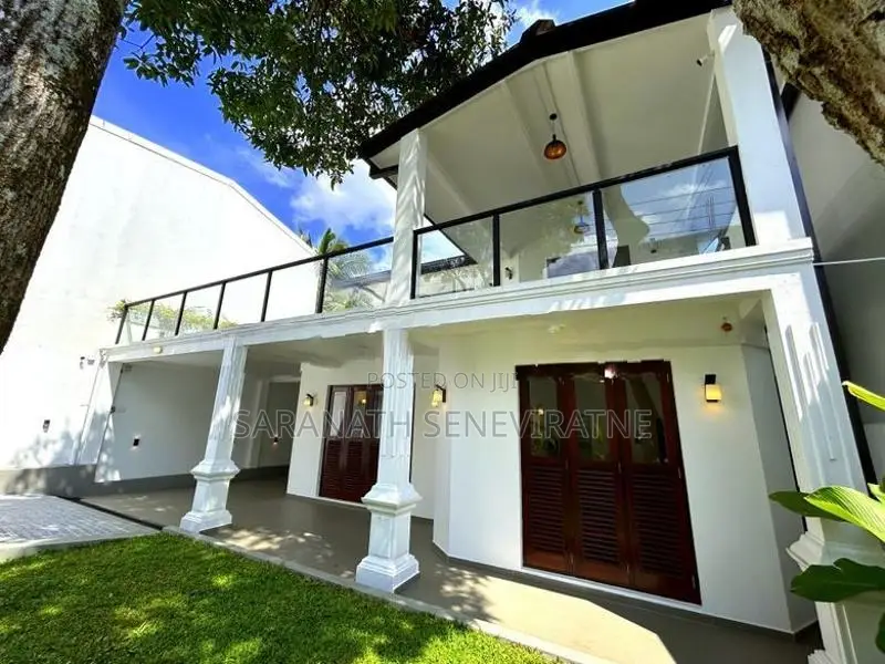 Luxury Well Designed & Built House From Depanama Pannipitiya
